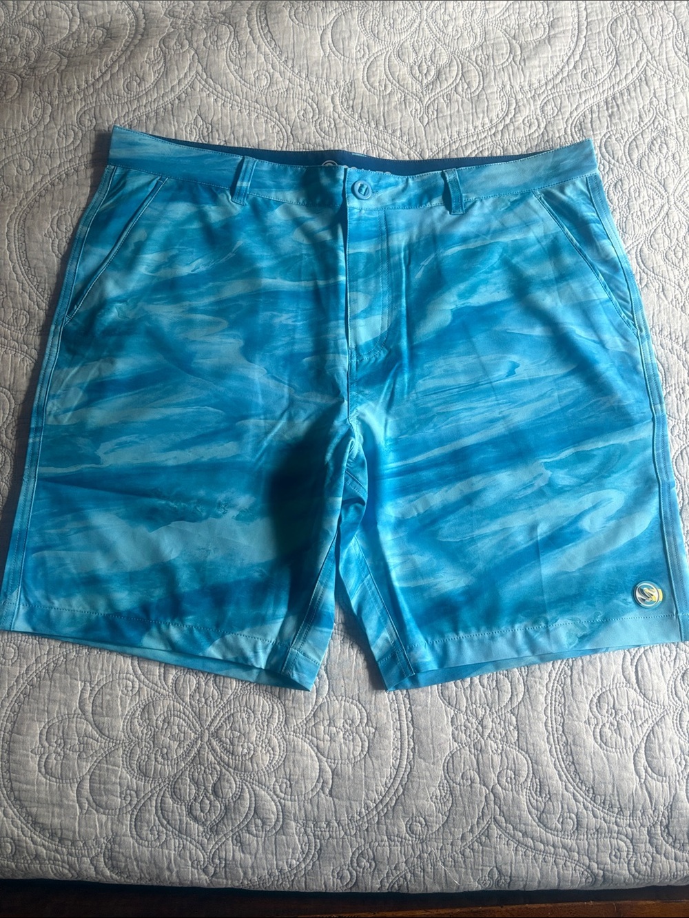 NWOT by Scales Mens sz 38 Blue Water-Print Swim Trunks